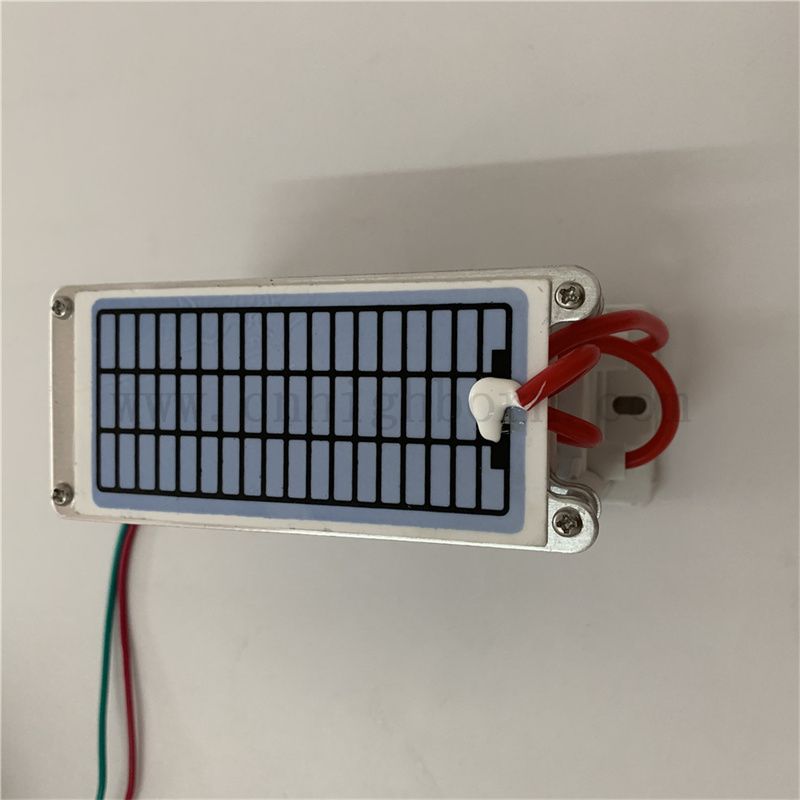 G&eacute;n&eacute;rateur d'ozone de plaque en c&eacute;ramique