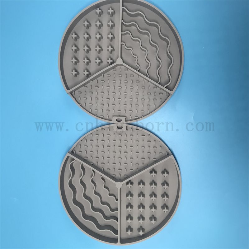 Silicone en caoutchouc animal de léchage tapis de chiot