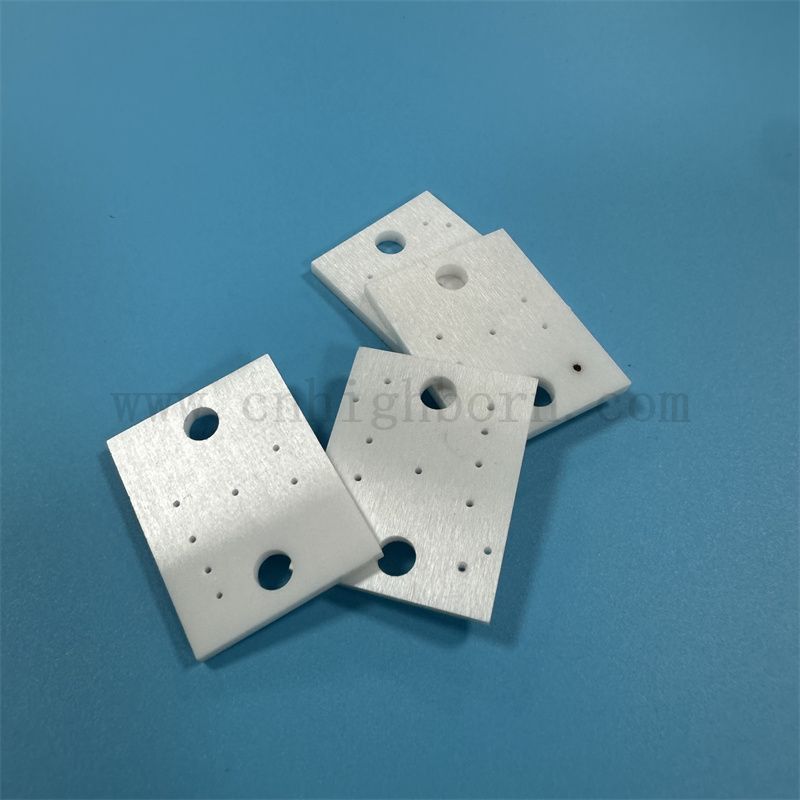 Isolateur zircone Carte irrégulière Haute dureté de surface de surface zro2 Plaque en céramique