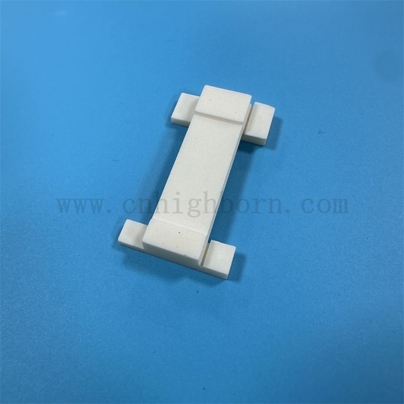 Machines personnalisées Génie de broyage Zirconia Zro2 Guide de céramique Pièces de rechange