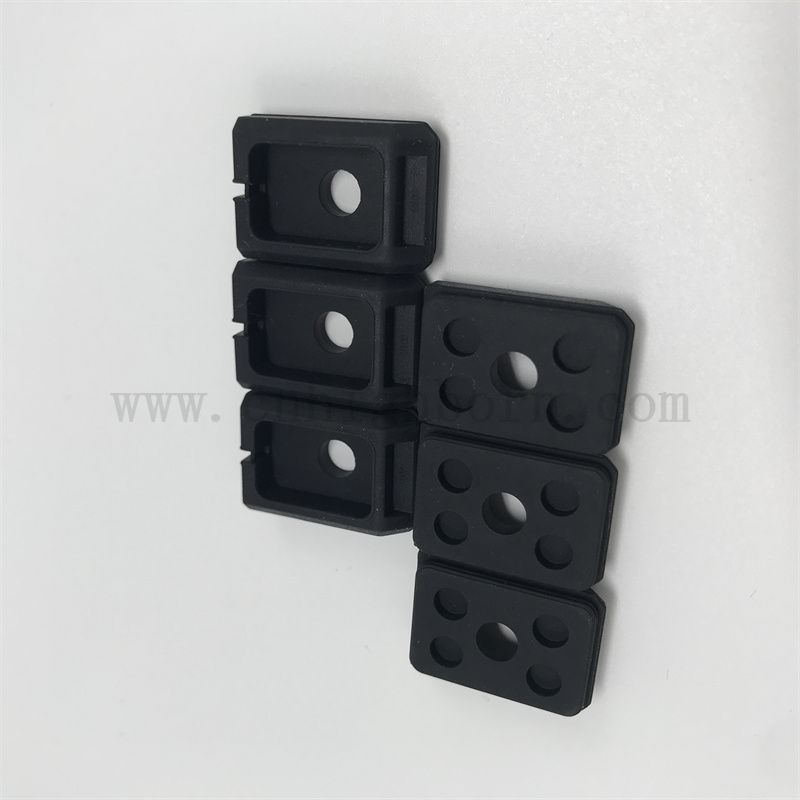 Fiche en caoutchouc en silicone à couverture silastique à la poussière à la main à main douce pour les appareils électroniques