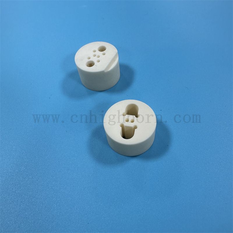 Pièce en céramique en alumine personnalisée 95% 99% AL2O3 ISOLATION DE SEMPS ISOLAGE