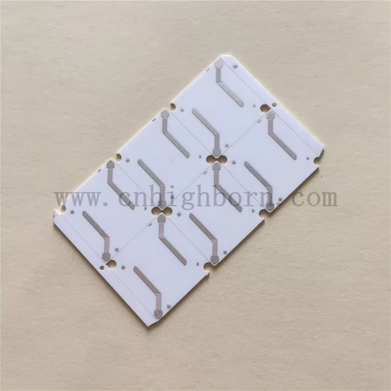 Substrat en nitrure d'aluminium