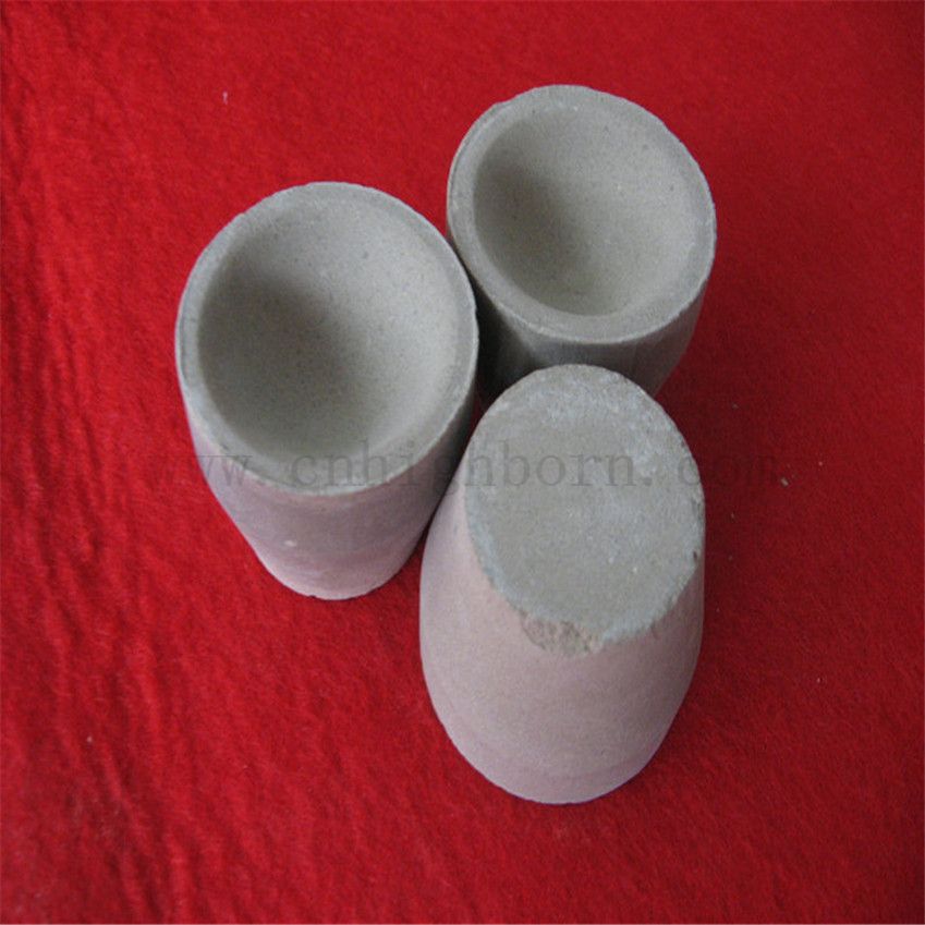 Cucible en céramique de feu MgO réfractaire personnalisé pour la fusion Glod