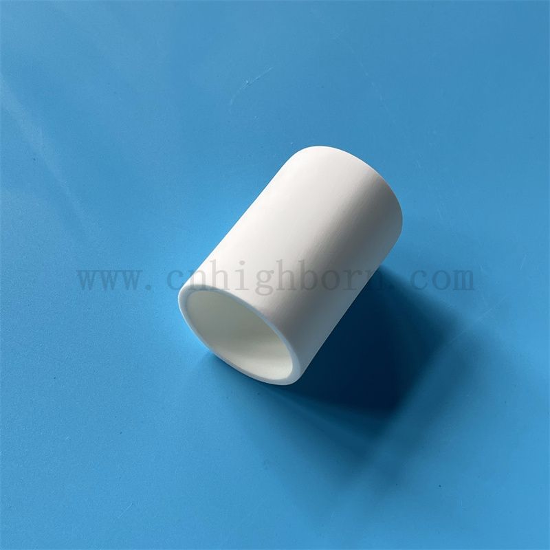 Réfractoire à oxyde de magnésium Cucible Cerrate en céramique en métal fondu personnalisé MGO MGO