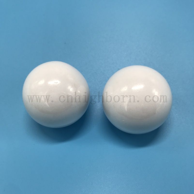 Pas de phénomène de décalage rouge d'absorption Nouveau matériau 50 mm 95% de zircone en céramique BAL ZRO2 Perle de broyage en céramique