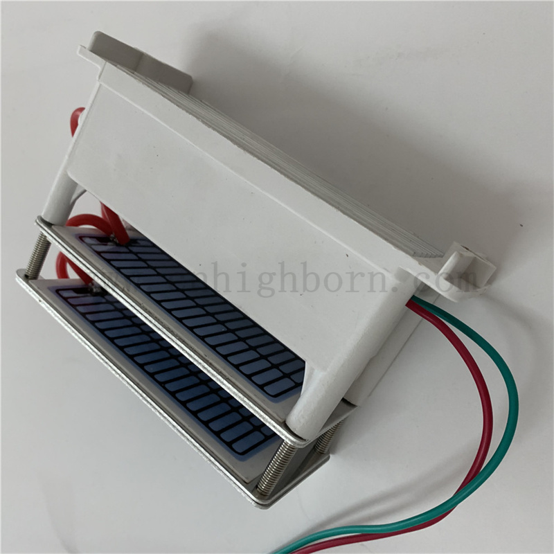 Purification de voiture portable Purification Plaque en céramique Module de générateur d'ozone