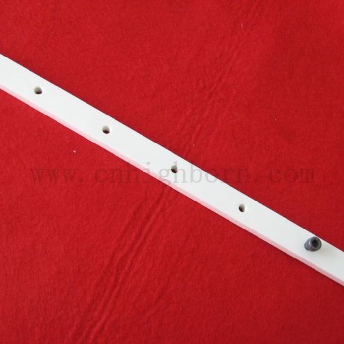 Zircone à haute usure Zirconi ZRO2 Guide de rail du plomb rainuré en céramique Guide linéaire