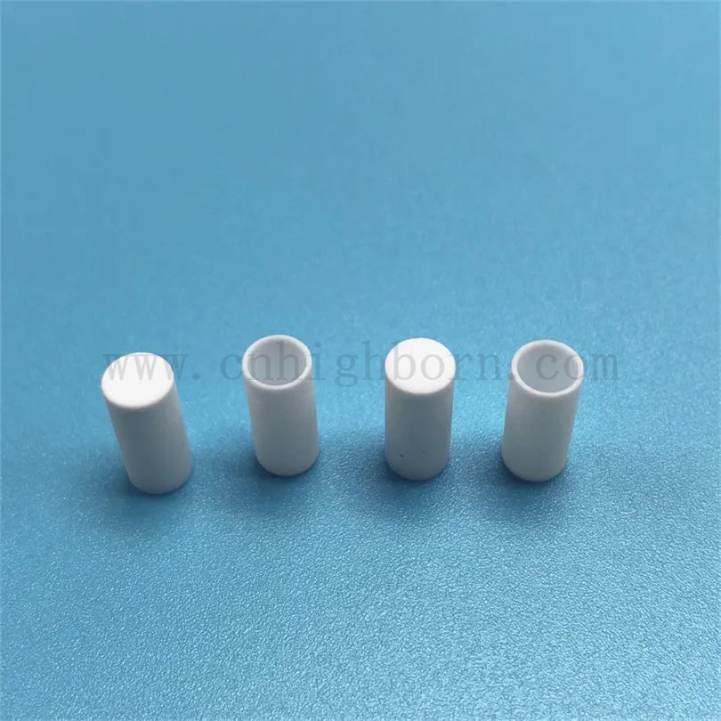 Laboratoire Haute pureté AL2O3 Alumine Céramique cylindrique Pot Porcelaine Analyse thermique Crictible