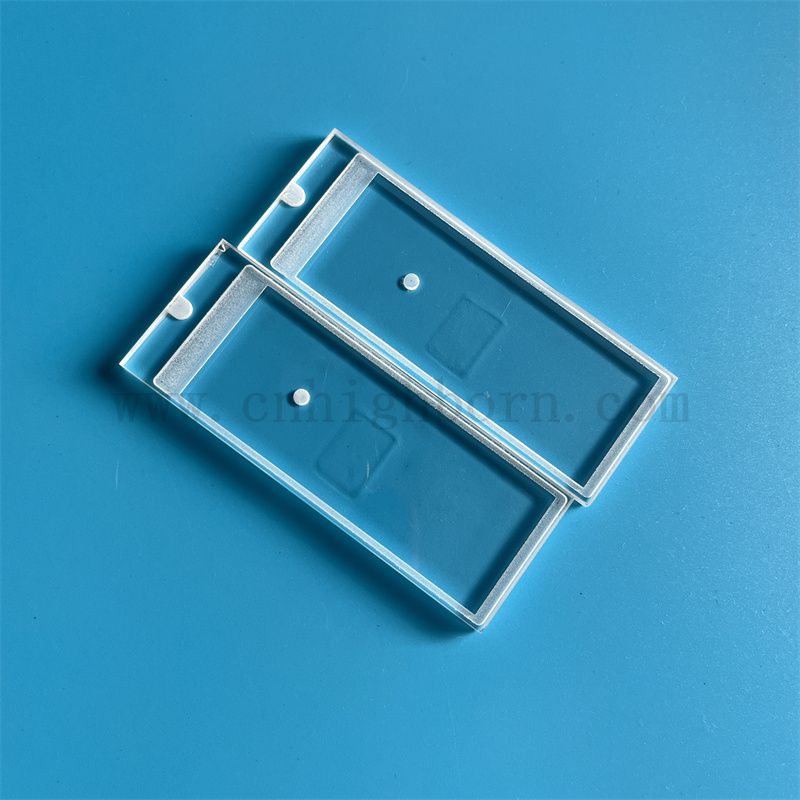 Panneau en verre de quartz transparent rectangulaire de traitement en profondeur avec alésage laser