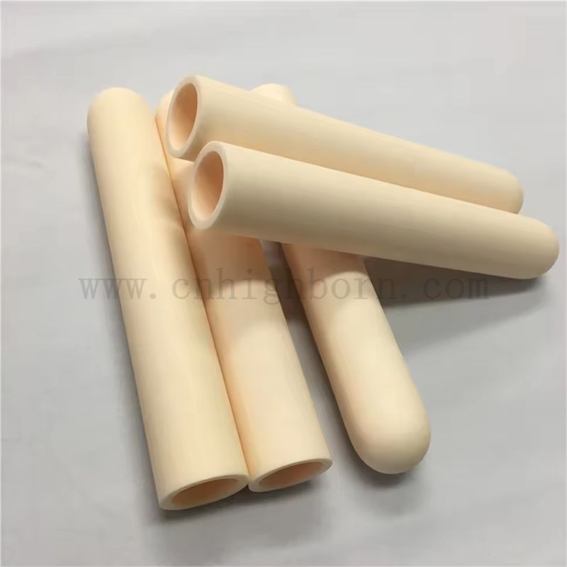 Résistance à haute température personnalisée AL2O3 Alumine Céramique tube d'aluminium Oxyde Céramique une extrémité fermée