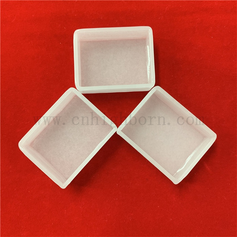 Forme carrée personnalisée translucide Creucible en verre de quartz opaque