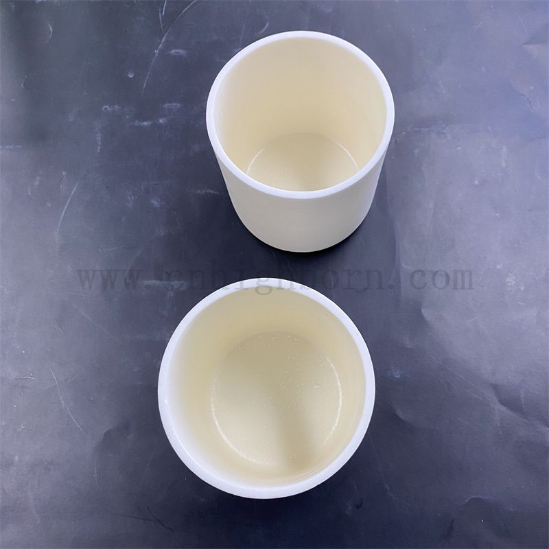 99 Alumina Cructible Cruundum Cruundum Cructible pour le laboratoire