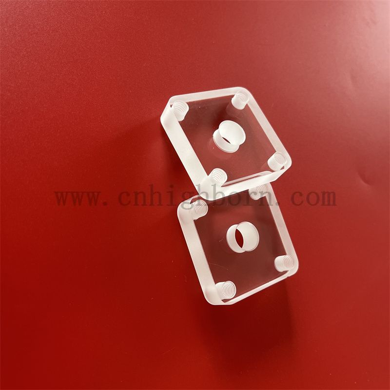 Plaque de verre de quartz carrée transparente personnalisée, perçage laser avec coupe d'angle