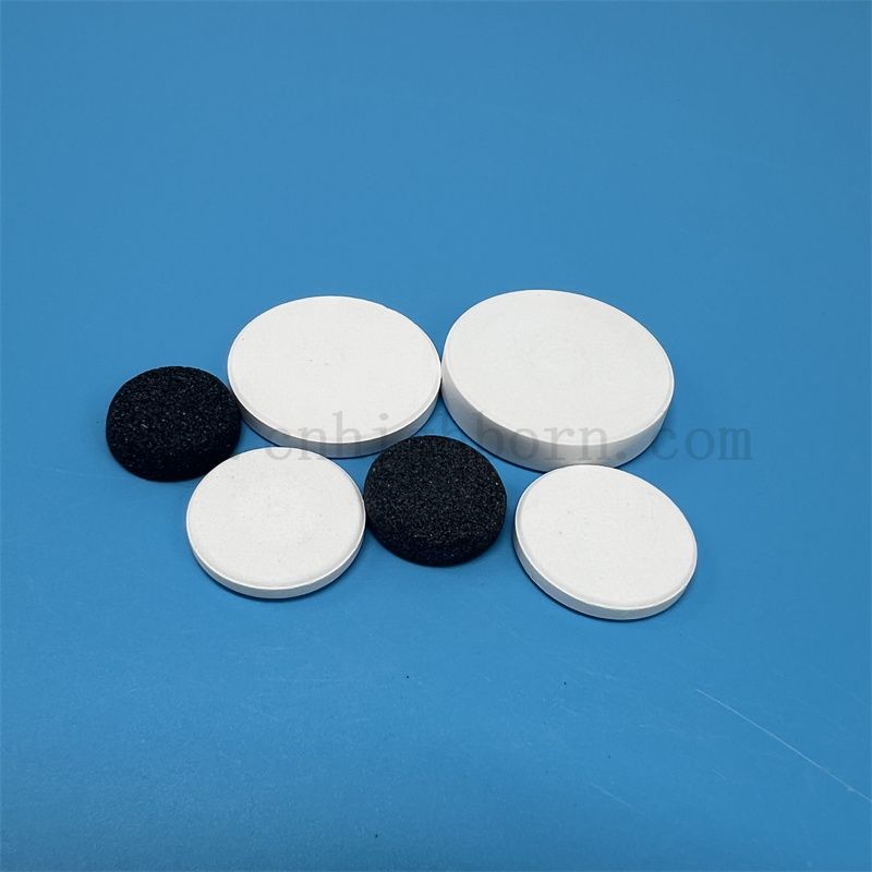 Isolateur poreux en carbure de silicium Plaque de filtre Alumine Disque de filtration d'air en céramique