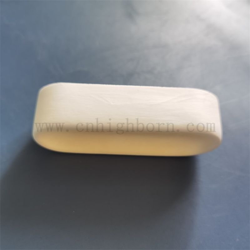 Haute température à 99% AL2O3 Céramic Melting Boat Alumine Combustion Crucible