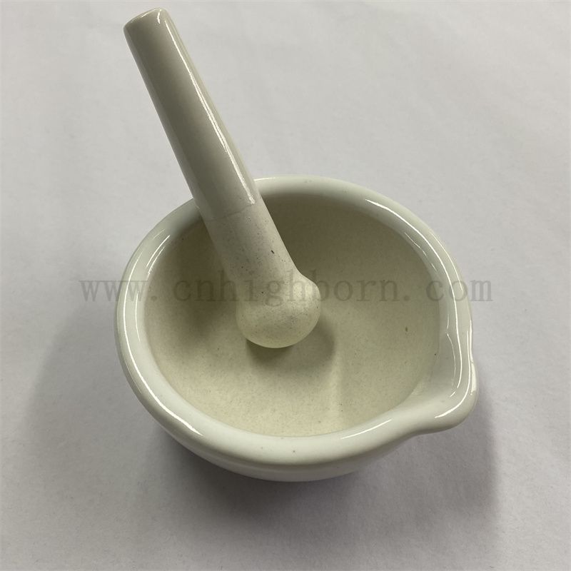 Mortier en porcelaine et pilon de bol de broyage de laboratoire scolaire avec bellette de versement