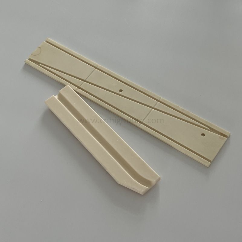  Composant de plaques de structure en céramique d'alumine Al2o3 d'oxyde d'aluminium