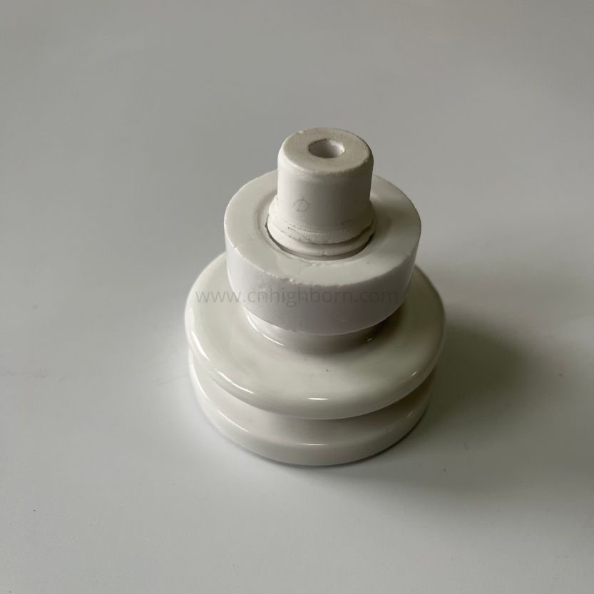 Composant isolant en céramique personnalisé de l'alumine Al2O3 vitré à 95 %