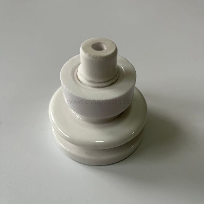 Composant isolant en céramique personnalisé de l'alumine Al2O3 vitré à 95 %