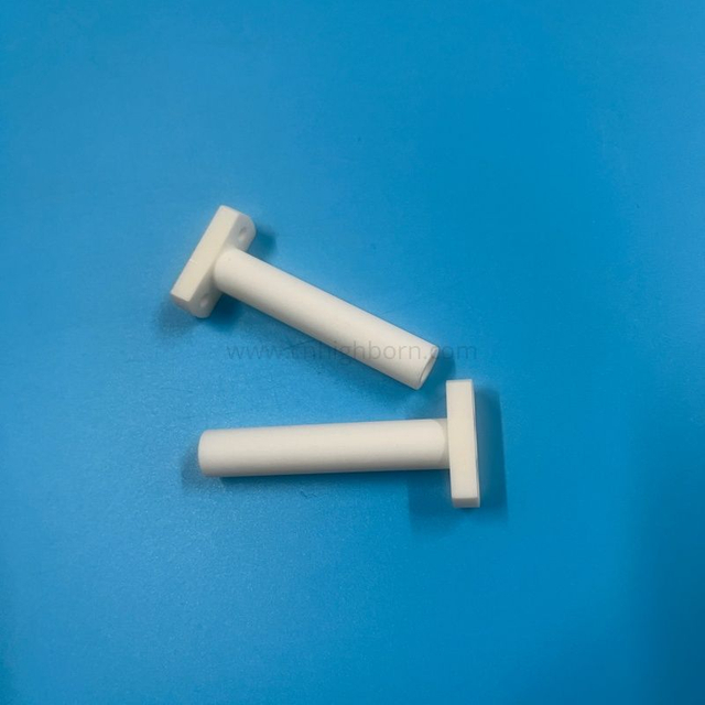 Isolateur de tube creux en céramique T de l'alumine Al2O3 à 95 %