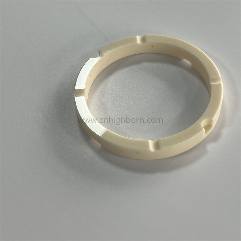 bague en c&eacute;ramique