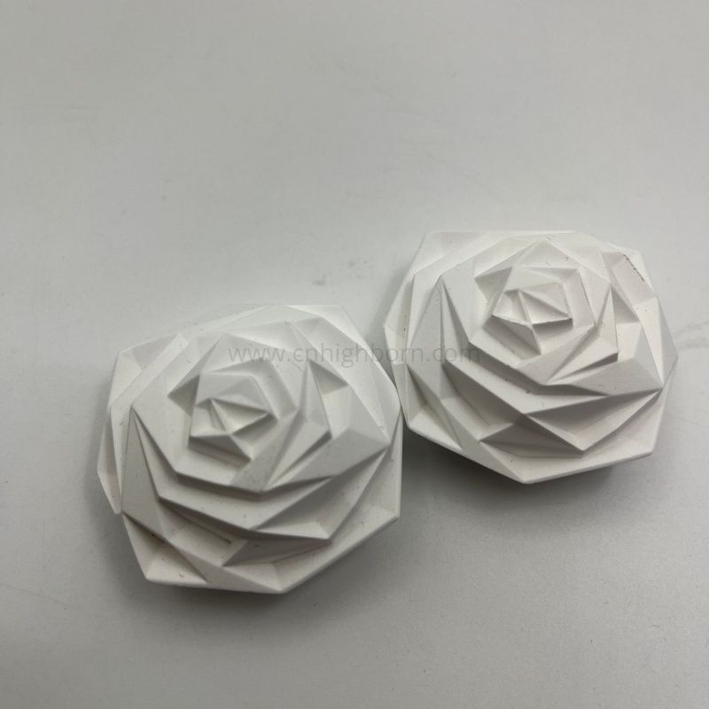Pierre parfumée adaptée aux besoins du client de diffuseur d'arome en céramique de plâtre de forme de fleur