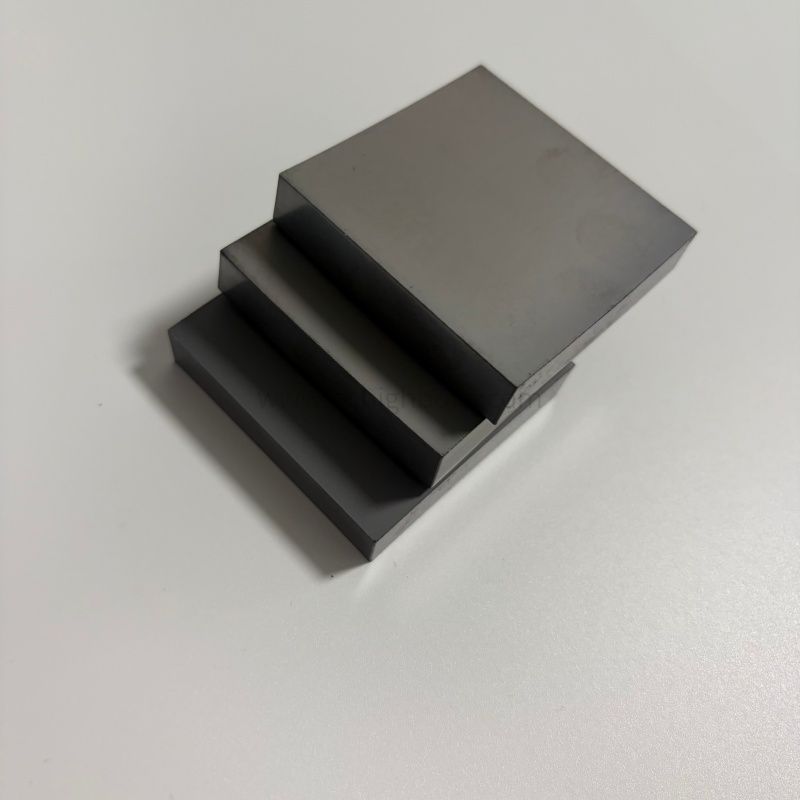 Panneau en céramique structurel résistant aux chocs SiC de taille personnalisée